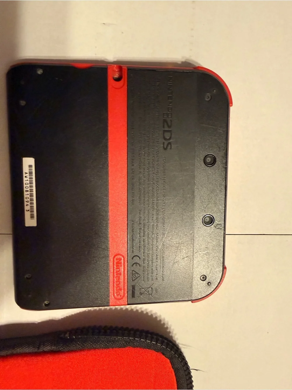 Nintendo Black 2DS XL with Red Nintendo Zip Case